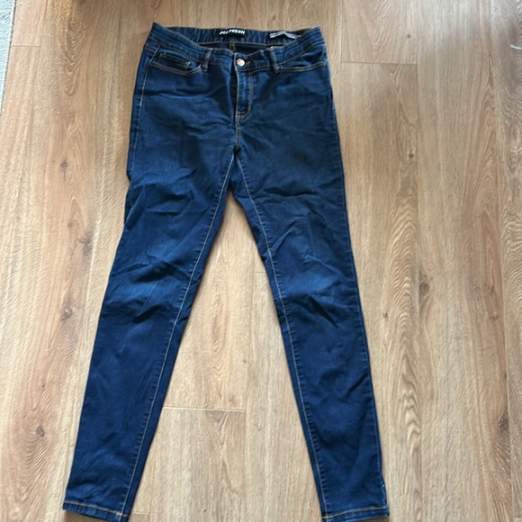 Joe fresh skinny jeans, size 28 - Picture 8 of 8
